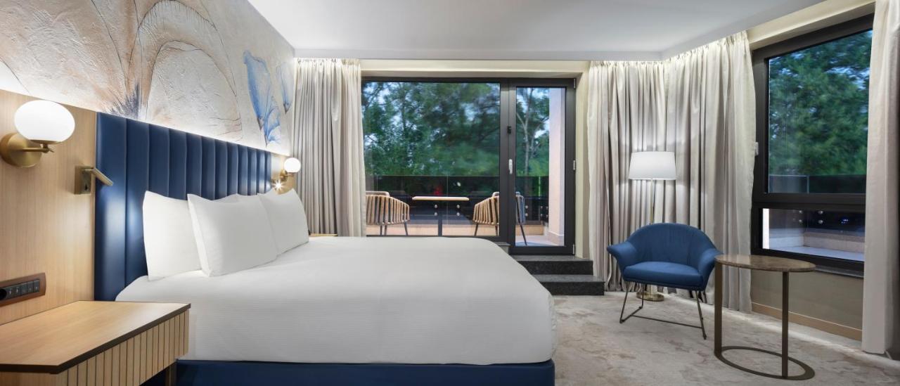 Doubletree By Hilton Center Hotel