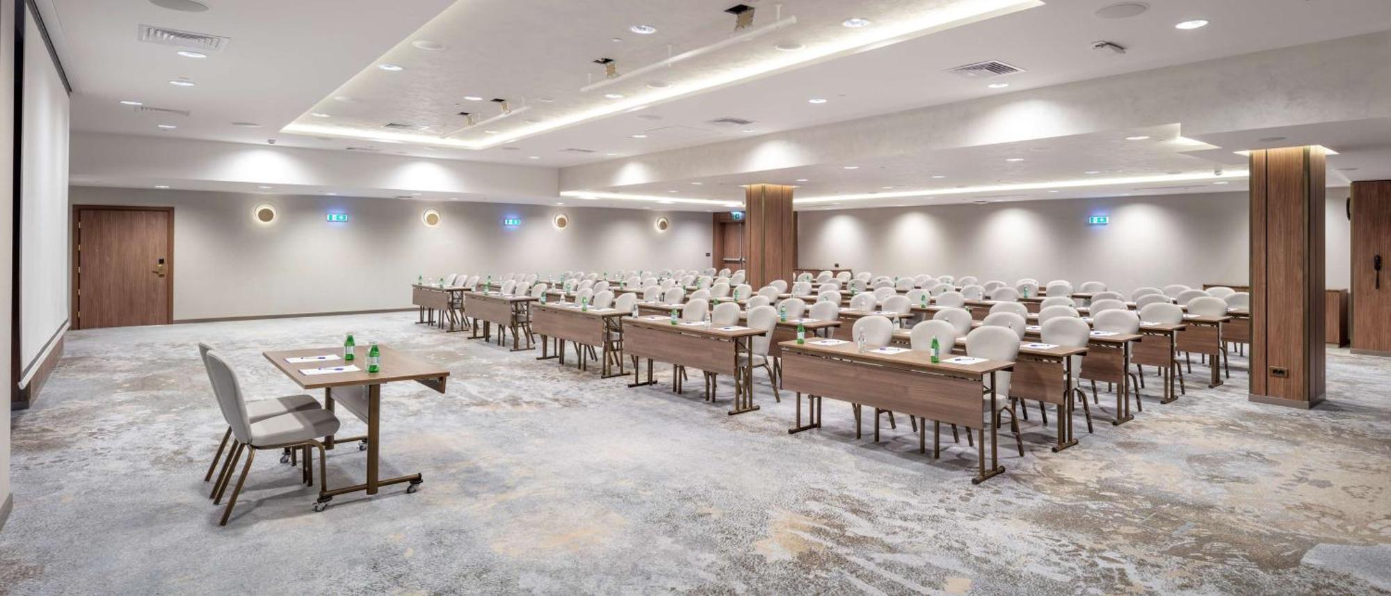 Doubletree By Hilton Center Hotel Plovdiv