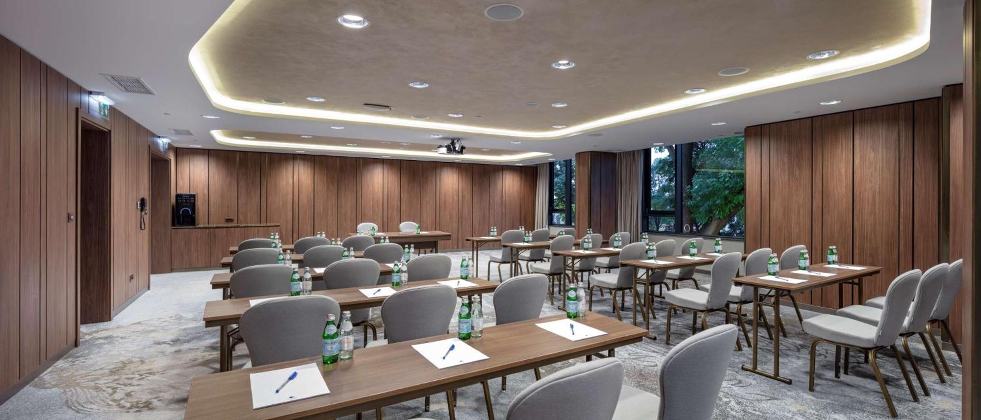 Doubletree By Hilton Center Hotel Plovdiv