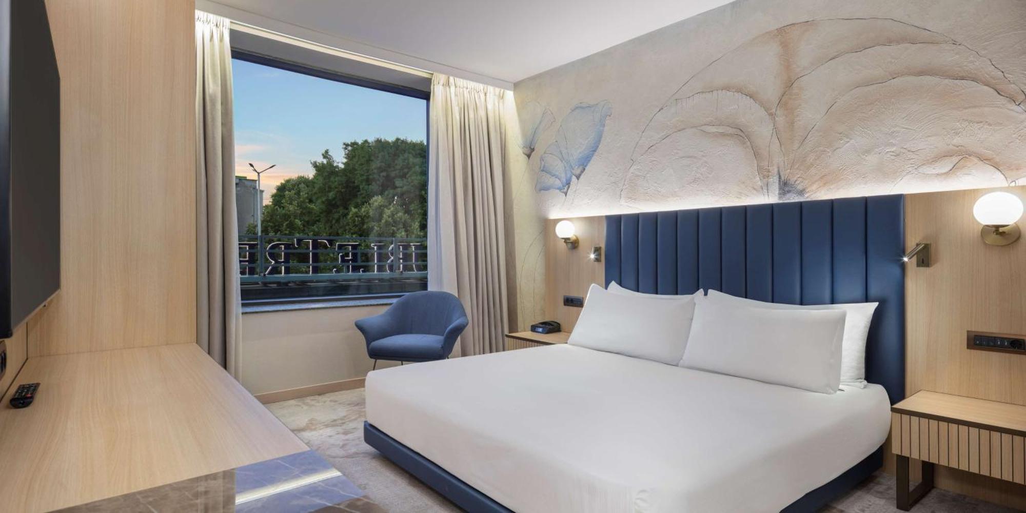 Doubletree By Hilton Center Hotel 4*